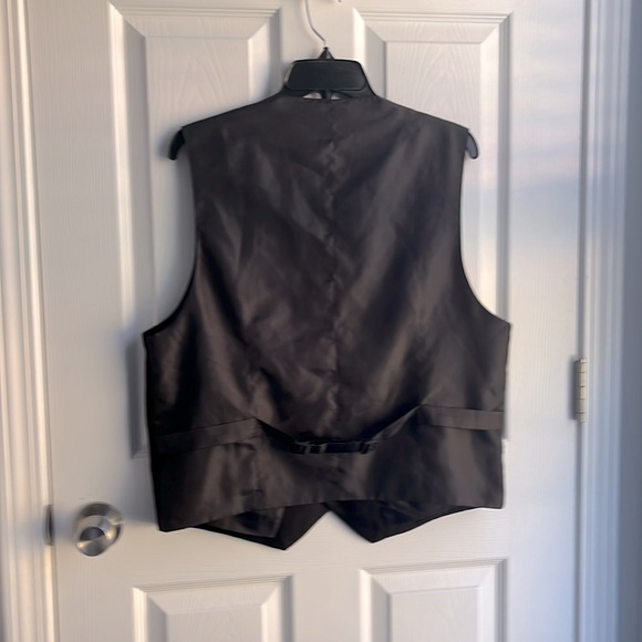 UMO LORENZO BLACK VEST L - Picture 7 of 9